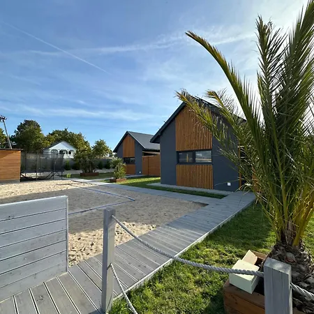 Grey Sea Rusinowo Holiday home